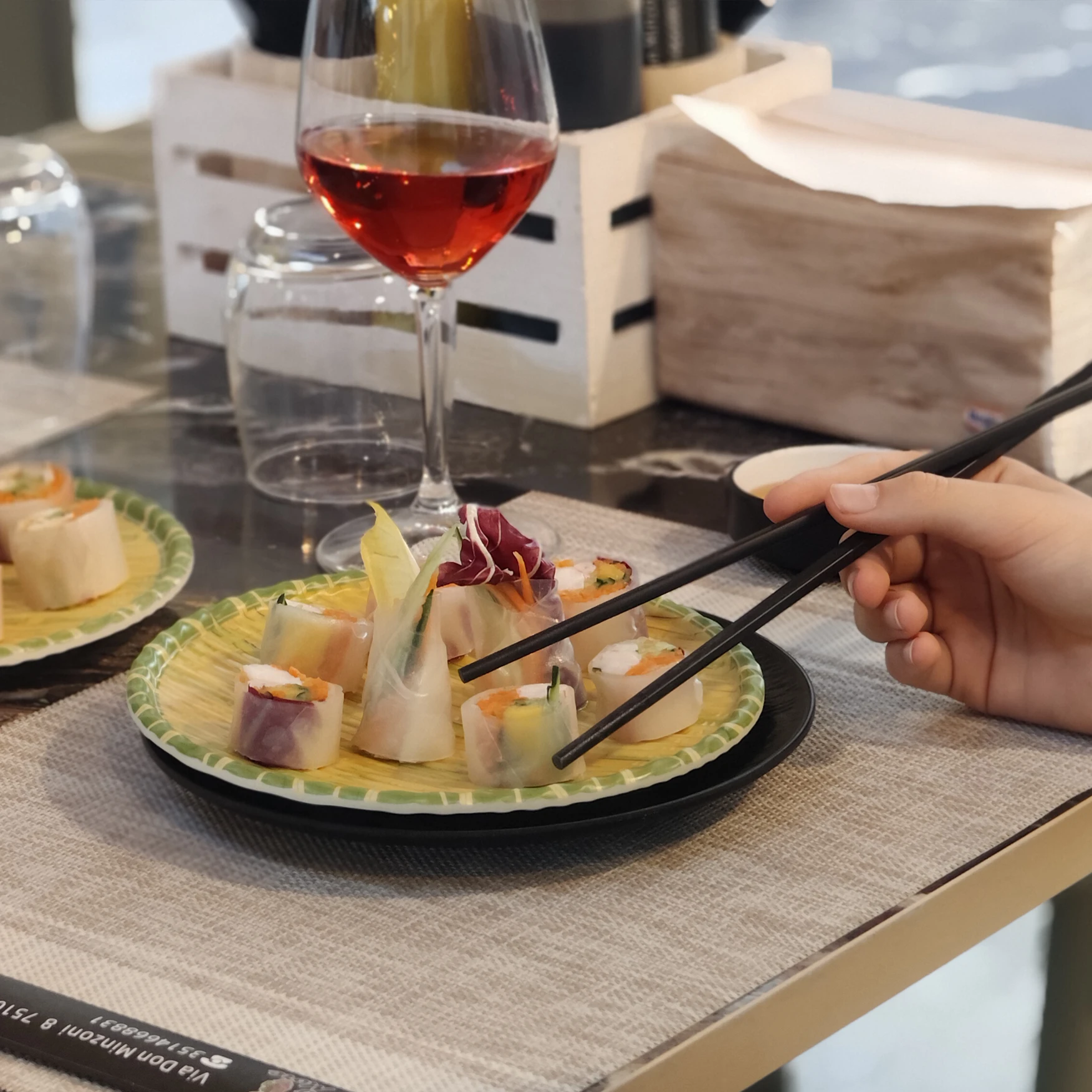 Interno ristorante Pho & More Matera